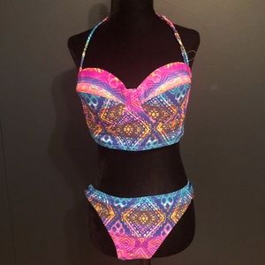 JESSICA SIMPSON 2 piece bathing suit